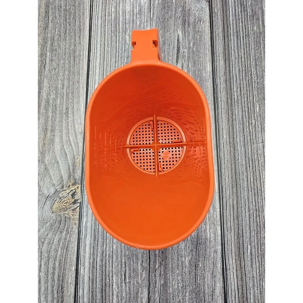 Vintage Rubbermaid Hand Held 3-Cup Sifter Orange Heavy Duty Plastic 2748